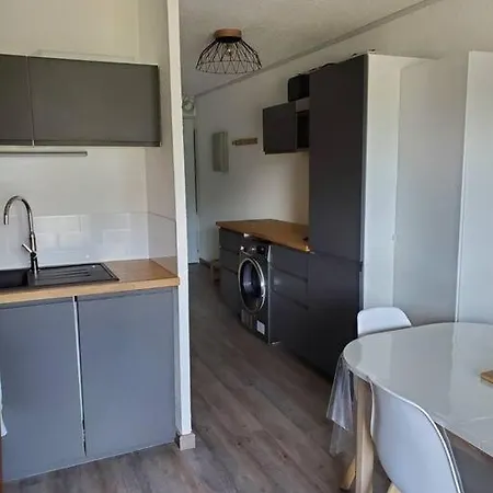 Chaleureux. Apartment *
